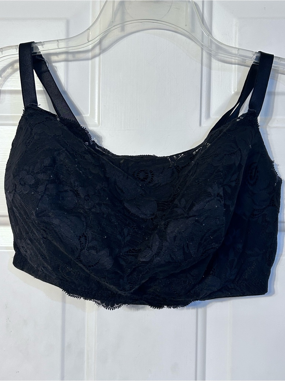 Comfort Choice wire free lace camisole bra, size 42D